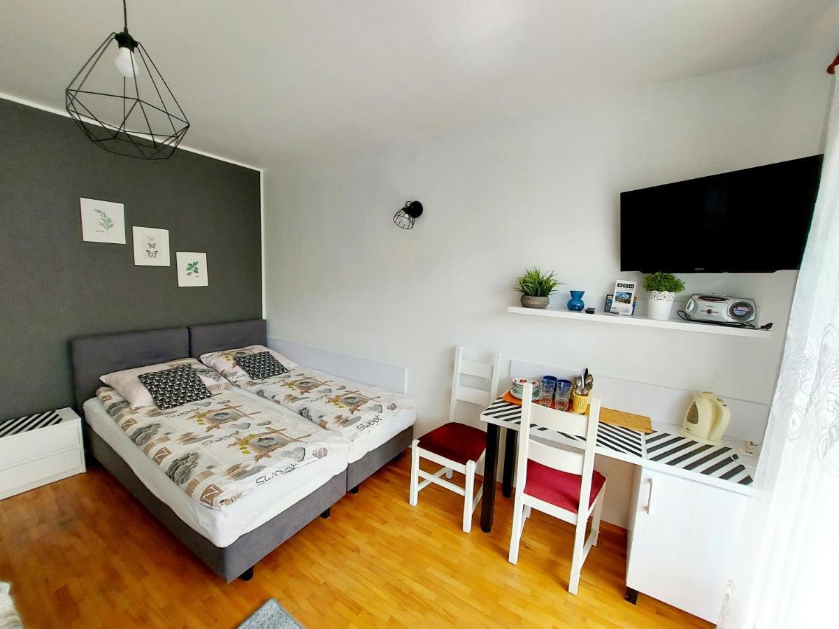 Dom U Artura Apartment Wladyslawowo Exterior photo