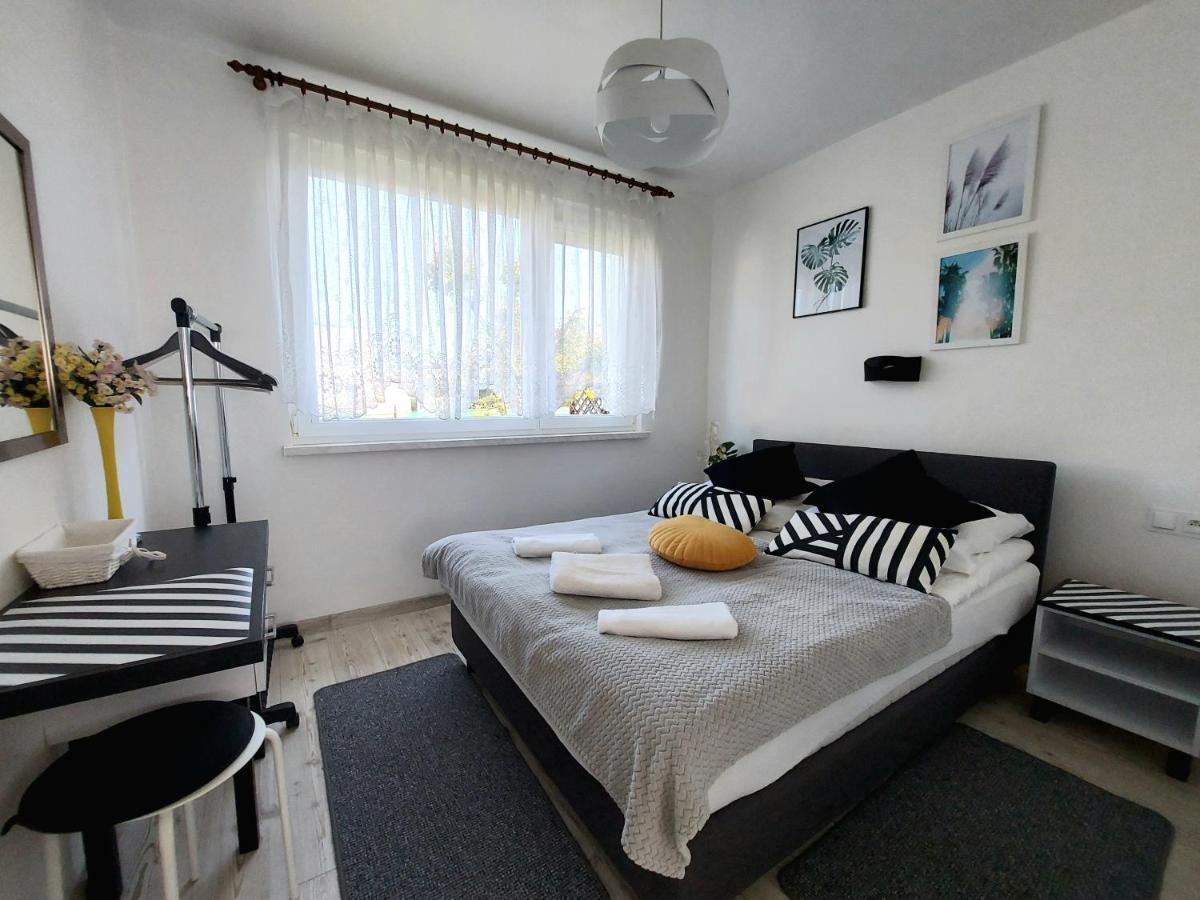 Dom U Artura Apartment Wladyslawowo Exterior photo